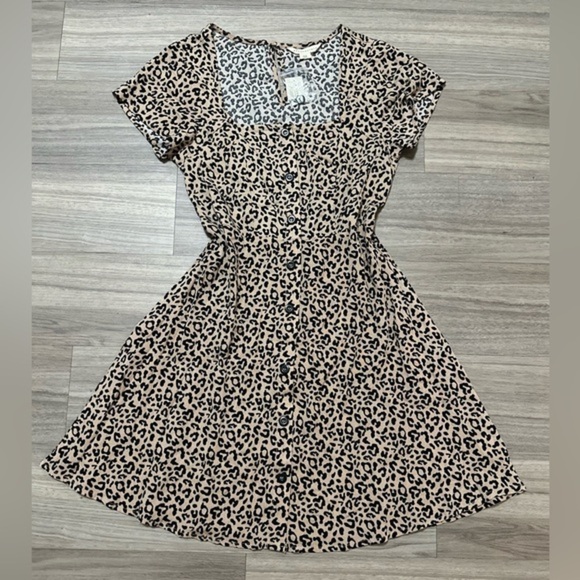 Aeropostale Dresses & Skirts - NWT Aeropostale Leopard M Dress
